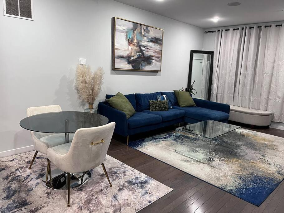 Yanne'S Place - Dual-Lounge فيلادلفيا المظهر الخارجي الصورة
